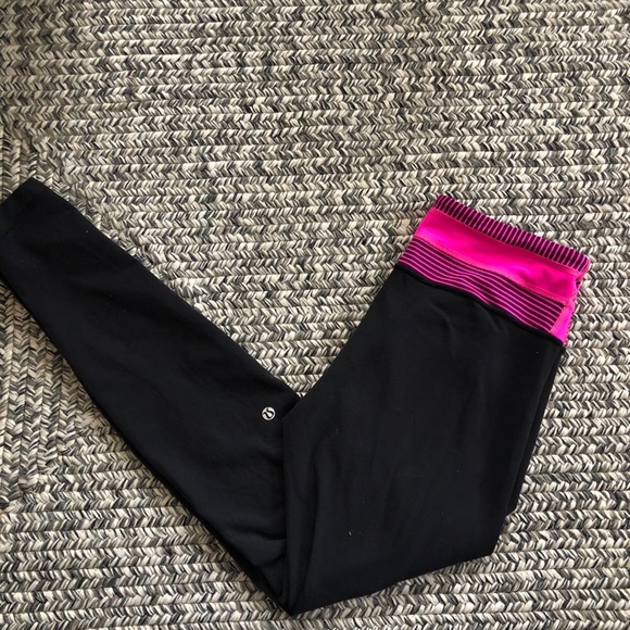 LULULEMON Reversible Leggings - Picture 2 of 2